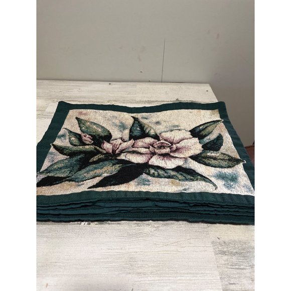 Set of eight green cloth placemats with flowers - Picture 3 of 5